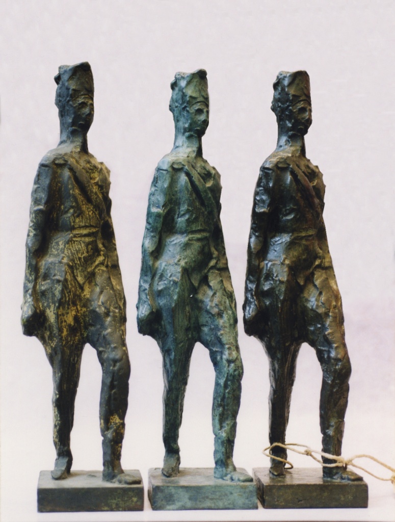 Hussard debout. Par Antoine Bourdelle. Bronze, H. 37,1 cm. Cire perdue Cachet Clementi Fondeur. Exemplaire de droite, expertisé en 2000 comme une perruque de récupération suite à un petit défaut de fonderie.