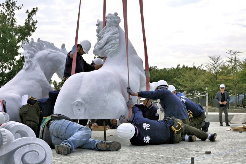 Installation Marble fountain Apollo at Chi Mei Museum 02